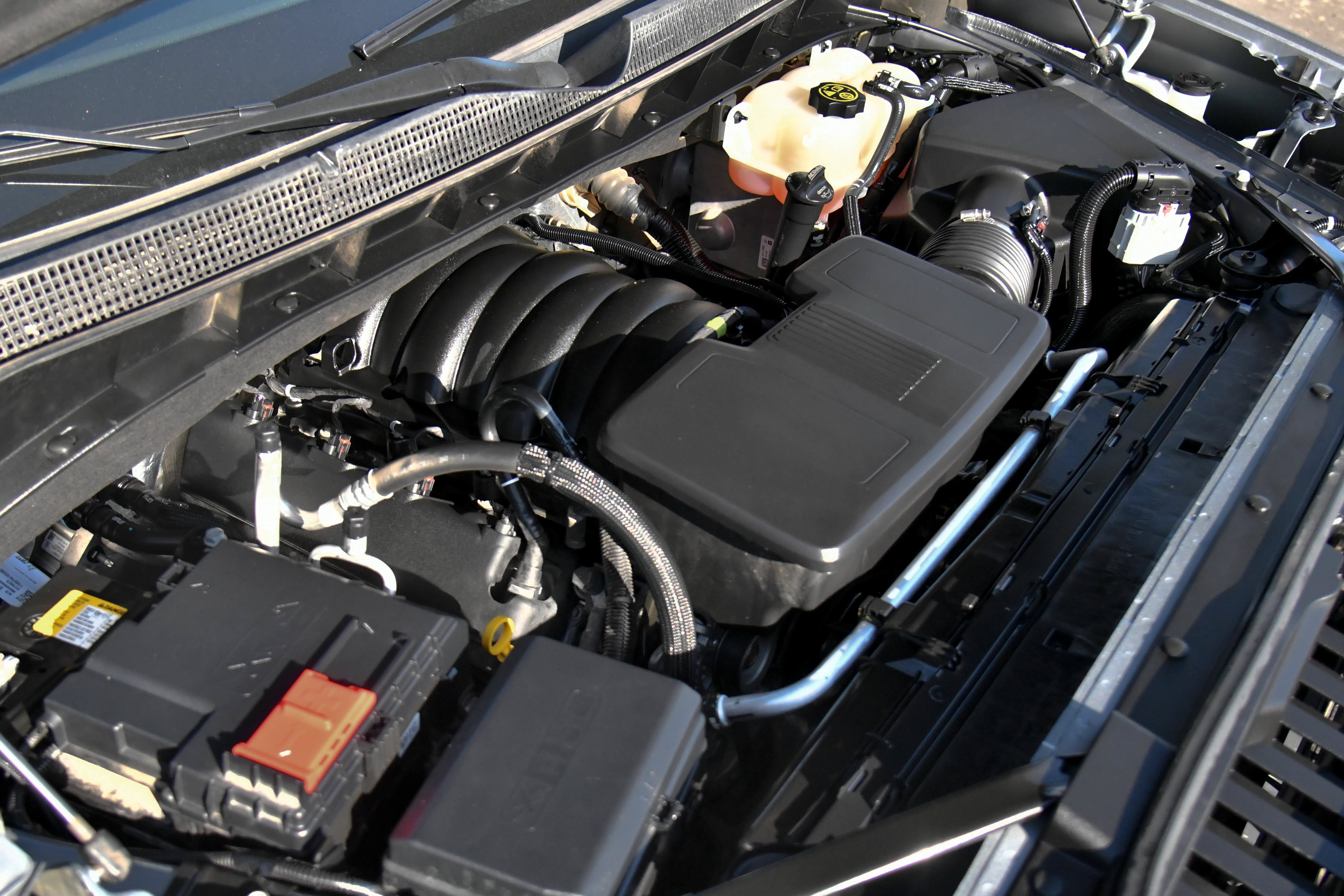 Used 2024 Chevrolet Silverado 1500 LT AWD/4WD image 46