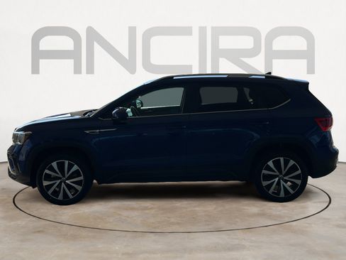 Used 2024 Volkswagen Taos SE FWD image 7