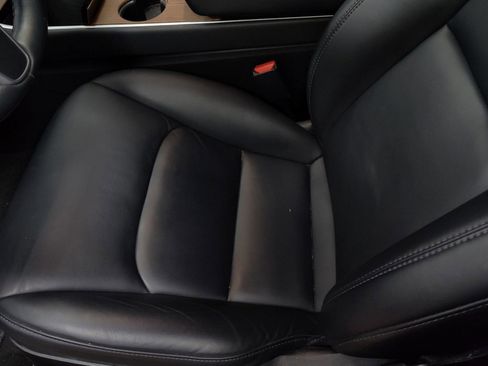 Used 2018 Tesla Model 3 Long Range image 13