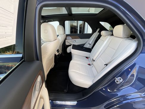 Used 2024 Mercedes-Benz GLE 450 4MATIC image 28