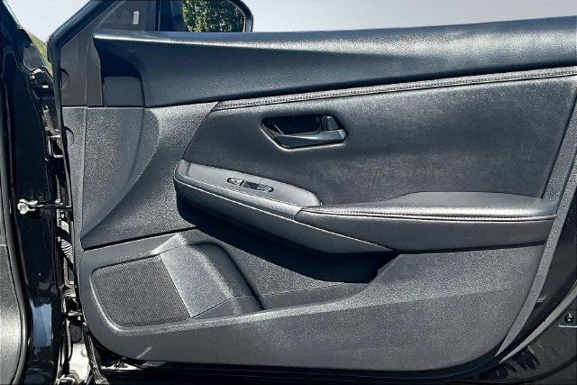 Used 2025 Nissan Sentra S FWD image 25