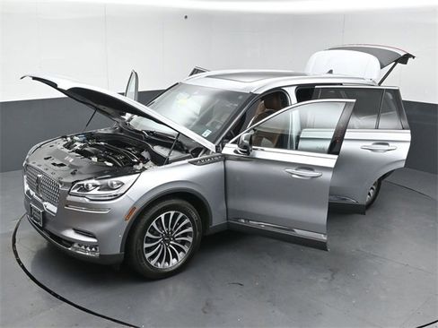 Used 2022 Lincoln Aviator Reserve w/ Equipment Group 201A image 62
