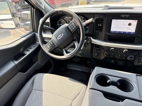 New 2026 Ford F350 XL w/ FX4 Off-Road Package AWD/4WD image 14