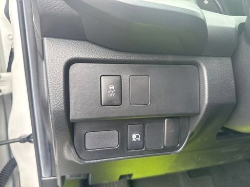 Used 2022 Toyota Tacoma SR w/ SR Convenience Package RWD image 22