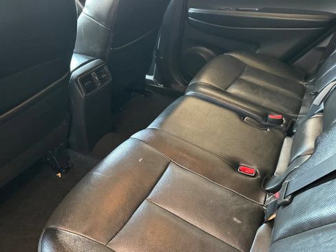 Used 2018 Nissan Rogue SL FWD image 4