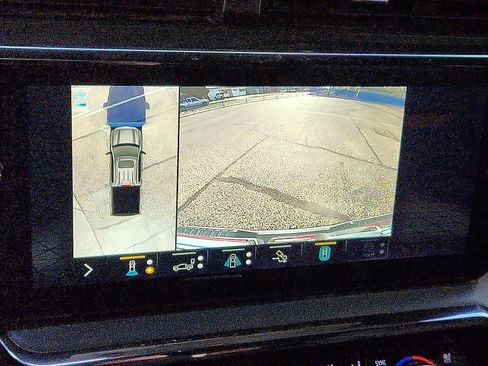 Used 2022 GMC Sierra 1500 AT4 w/ AT4 Premium Package image 8