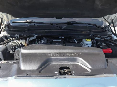 Used 2022 RAM 2500 Laramie AWD/4WD image 12
