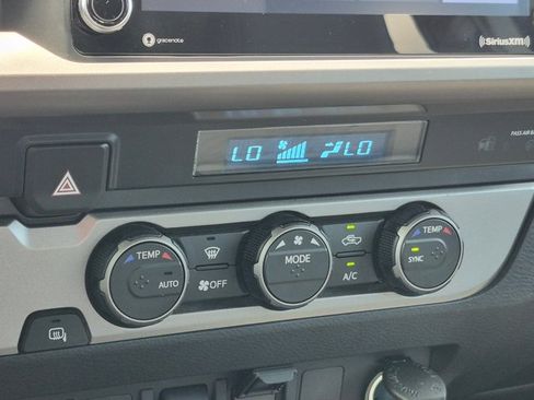 Used 2021 Toyota Tacoma SR5 RWD image 13