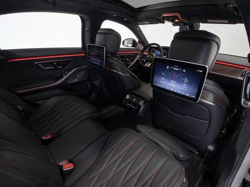 Used 2024 Mercedes-Benz S 63 AMG S image 67