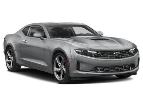 Used 2023 Chevrolet Camaro LT RWD image 9
