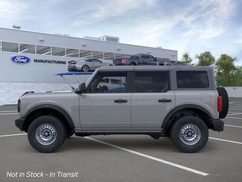 New 2026 Ford Bronco 4-Door image 3