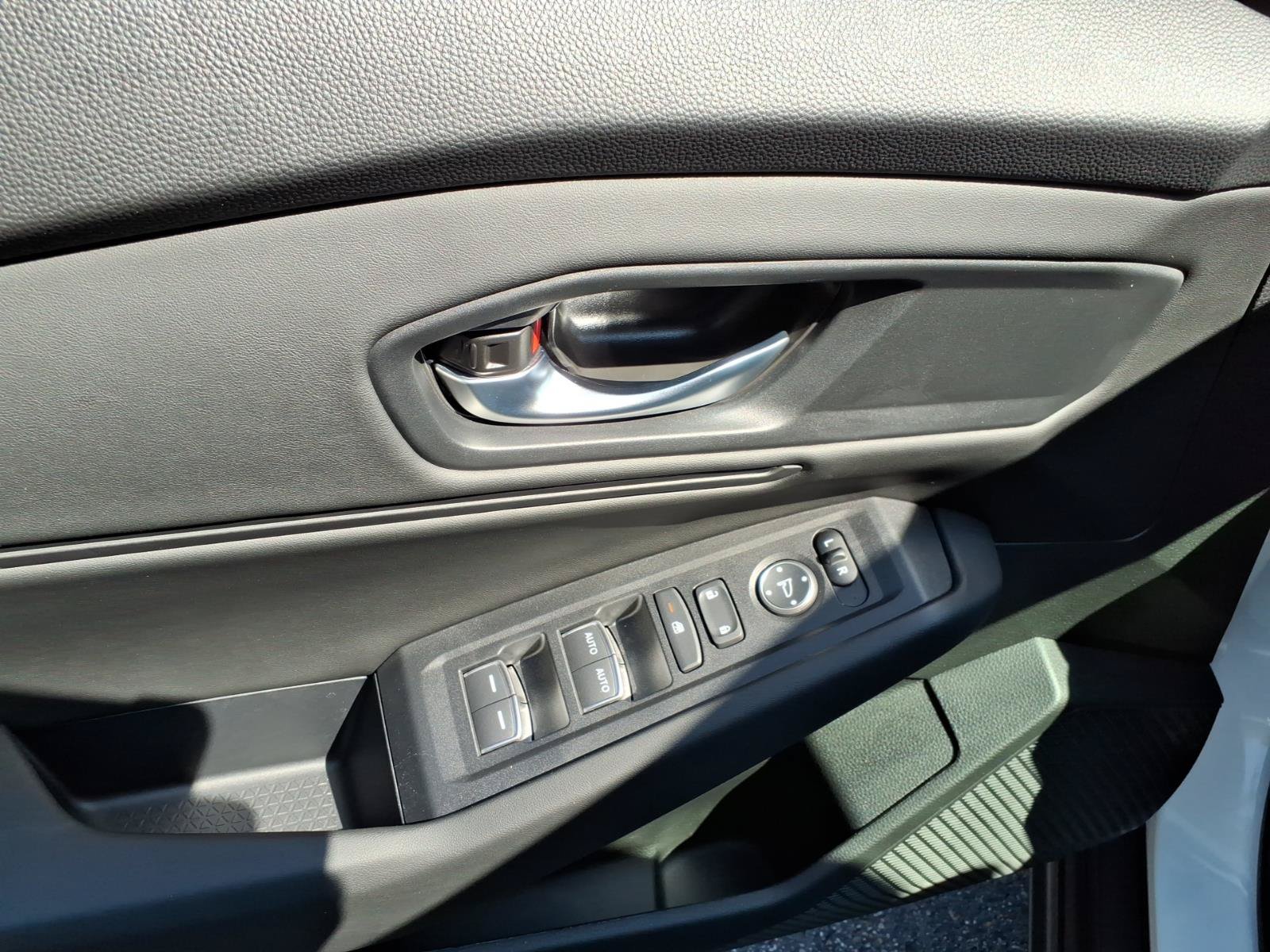 Certified 2025 Honda Accord SE image 15