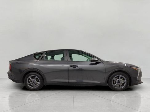 Used 2025 Kia K4 FWD image 12