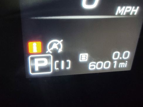 Used 2025 Subaru Crosstrek 2.5i Limited w/ Crosstrek Mirror Package image 16