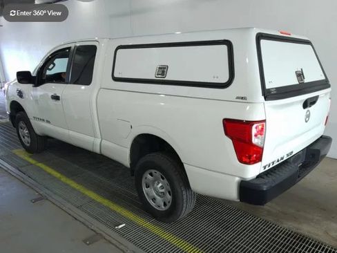 Used 2018 Nissan Titan S RWD image 3