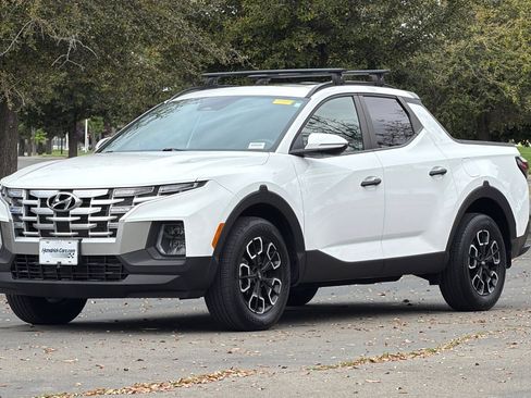 Used 2024 Hyundai Santa Cruz SEL w/ Activity Package image 9