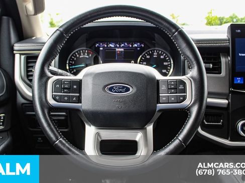Used 2024 Ford Expedition XLT RWD image 27