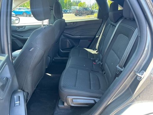 Used 2025 Ford Escape Active AWD/4WD image 9