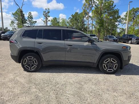New 2026 Jeep Cherokee Laredo AWD/4WD image 3
