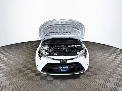 Used 2024 Toyota Corolla LE FWD image 21