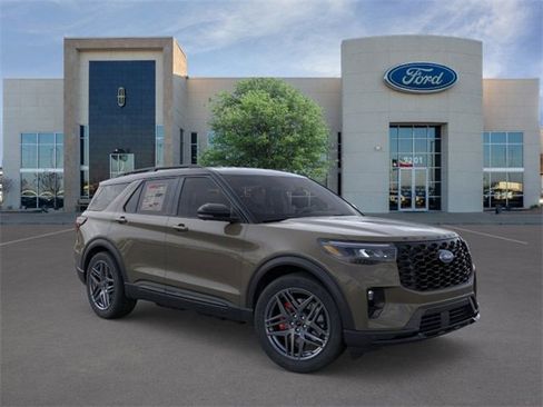 New 2026 Ford Explorer ST image 7