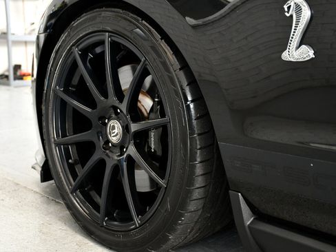 Used 2012 Ford Mustang Shelby GT500 w/ Electronics Pkg image 45