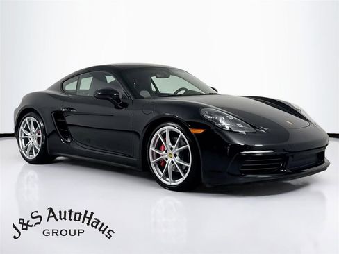 Used 2025 Porsche 718 Cayman S w/ Premium Package RWD image 1