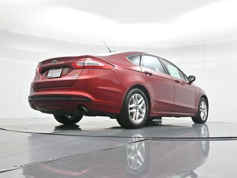 Used 2016 Ford Fusion SE FWD image 47
