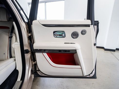 Used 2023 Rolls-Royce Ghost Black Badge w/ Black Badge Ghost Package image 54