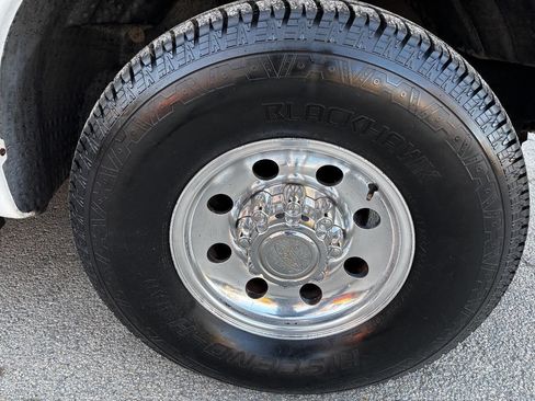 Used 2000 Ford F250 XL image 29