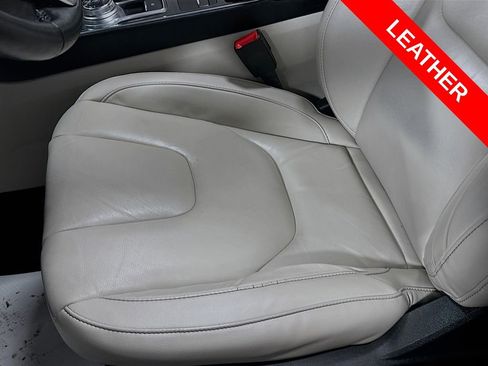 Used 2019 Ford Edge Titanium w/ Cold Weather Package AWD/4WD image 20