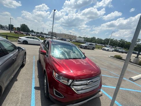 Used 2017 Ford Edge SEL w/ Canadian Touring Package AWD/4WD image 16