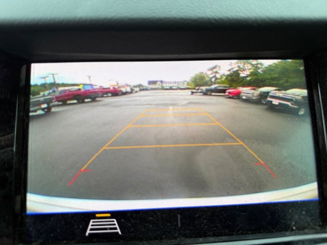 Used 2020 Chevrolet Trax LT w/ LT Convenience Package AWD/4WD image 19