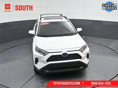 Used 2021 Toyota RAV4 XLE w/ Convenience Package image 43
