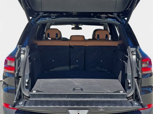 Used 2023 BMW X5 xDrive40i w/ Premium Package image 14