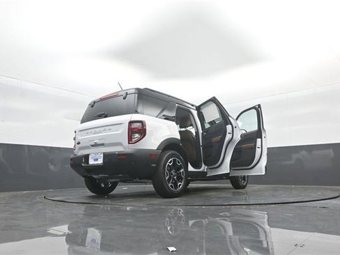 New 2025 Ford Bronco Sport Outer Banks w/ Outer Banks Tech Package+ image 34