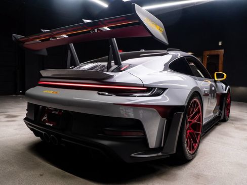 Used 2023 Porsche 911 GT3 RS RWD image 32