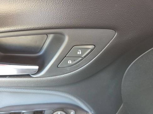 Used 2022 Chevrolet Equinox RS w/ RS Leather Package AWD/4WD image 59