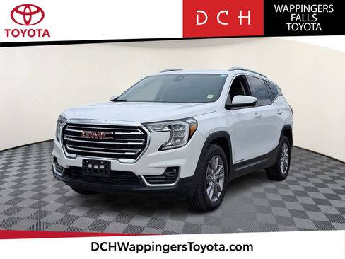 Used 2024 GMC Terrain SLT AWD/4WD image 1