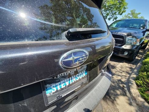Used 2018 Subaru Forester 2.5i Premium AWD/4WD image 23