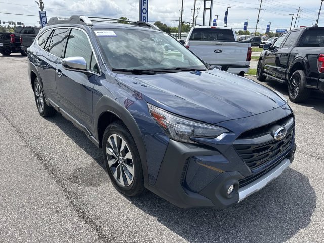 Used 2023 Subaru Outback Touring XT AWD/4WD image 3