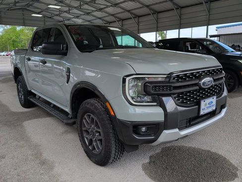 Used 2024 Ford Ranger XLT w/ FX4 Off-Road Package image 2