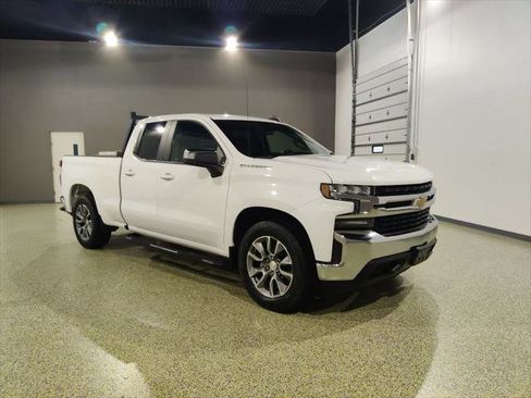 Used 2020 Chevrolet Silverado 1500 LT w/ Texas Edition RWD image 1