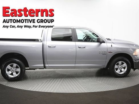 Used 2019 RAM 1500 Classic SLT AWD/4WD image 43