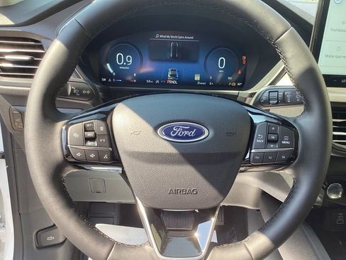 New 2025 Ford Escape Active w/ Active Premium Tech Pack image 34