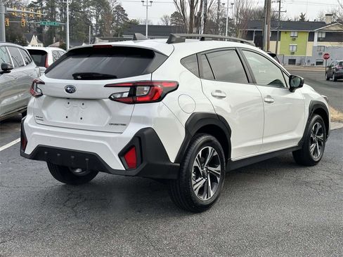 Used 2024 Subaru Crosstrek 2.0i Premium image 20