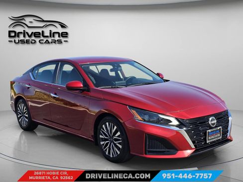 Used 2023 Nissan Altima 2.5 SV FWD image 9