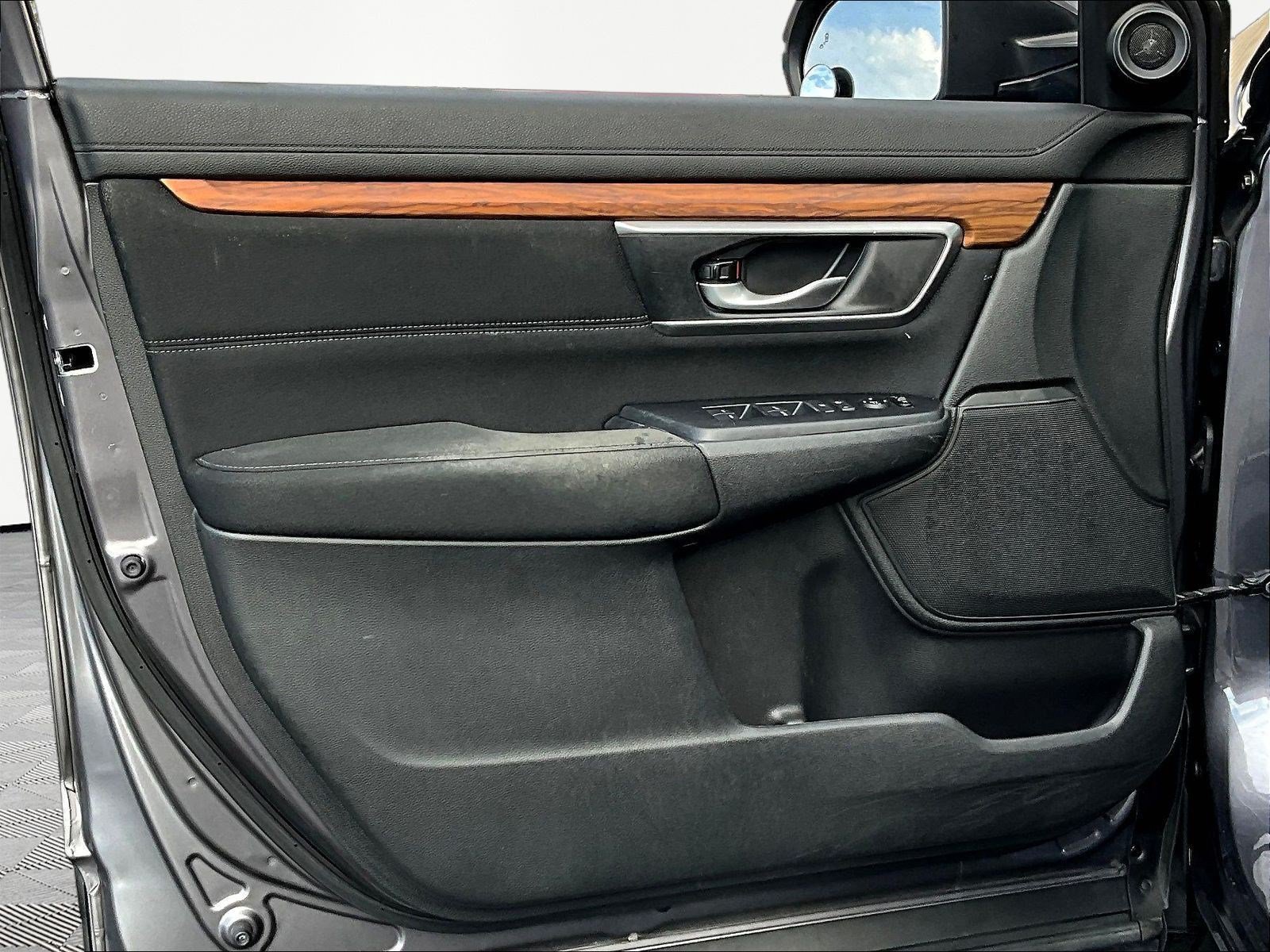Used 2019 Honda CR-V EX image 20