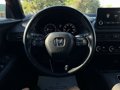 Used 2025 Honda HR-V Sport image 28
