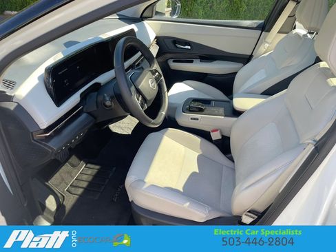 Used 2023 Nissan Ariya FWD image 21